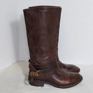 Vintage Shoe Company Distressed Brown Leather Boots Wrap Around Buckle Straps